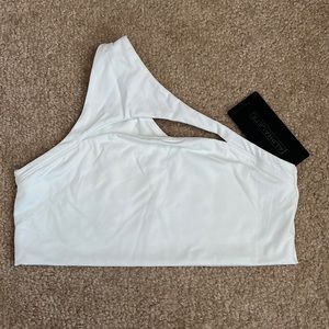 Alphalete sports bra